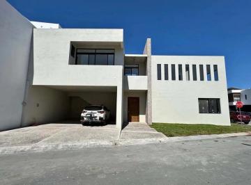 1 · Casa en Venta – Altares Residencial, Santiago, N. L.