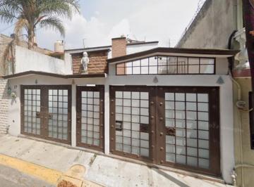 Casa de 4 habitaciones, Tlalnepantla de Baz · Casa en Venta en Tlalnepantla de Baz.