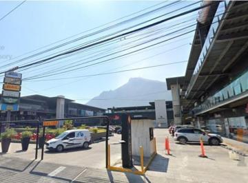 Local comercial · 301m² · Local en Renta - Plaza Mirador 2500