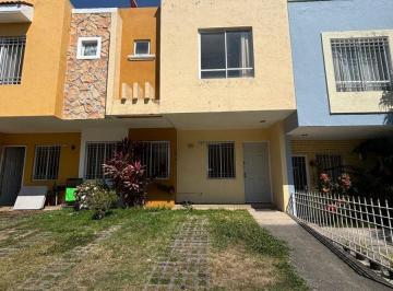 Casa de 3 habitaciones, Zapopan · Casa en Venta Parques del Centinela