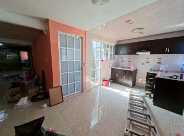 Casa de 6 habitaciones, Ecatepec de Morelos · Casa Duplex en Venta en Ecatepec