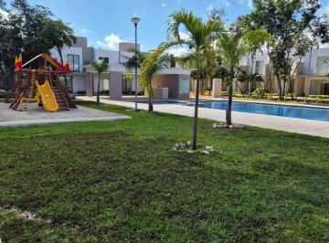 Casa en condominio de 2 habitaciones, Chetumal · Casa en Venta en Colonia Campestre en Playa del Carmen en Quintana Roo