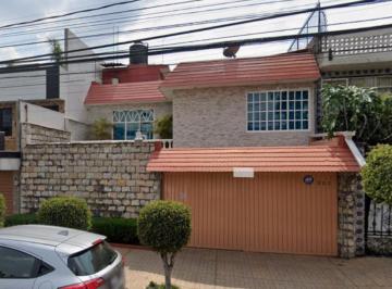 Casa de 4 habitaciones, Venustiano Carranza · ! Increíble Oportunidad de Adquirir Tu Propiedad