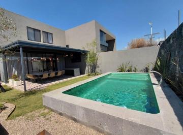 Casa de 3 habitaciones, León · Se Vende Casa en La Campiña Francesa (Modelo: Verdelle)