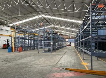 Bodega comercial · 1833m² · 13 Estacionamientos · Bodega Industrial en Renta en Alce Blanco, Naucalpan de Juarez, Edo. de Mexico