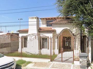 Casa en Venta de 3 habitaciones Fraccionamiento Ribera Del Bravo · Casa con 3 Recámaras y 200 m² de Terreno en Venta en Ribera del Bravo