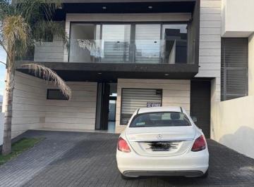 Casa de 4 habitaciones Venta MN 5,800,000 · Casa en Venta en Juriquilla Qro
