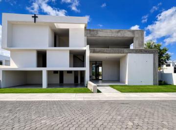 Casa de 4 habitaciones, Pachuca · Venta de Casa Zona Plateada Oportunidad Unica Para Terminar a Tu Gusto