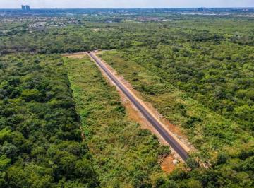 Terreno / Lote · 663m² · Lote Residencial de 663 m² en Tixcuytun