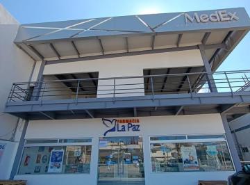 Local comercial · 15m² · 35 Estacionamientos · Local/ Consultorios