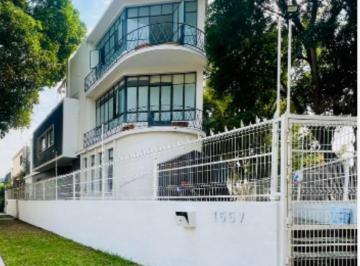 Casa uso de suelo de 11 habitaciones, Guadalajara · Residencia en La Colonia Moderna Excelente Inversion