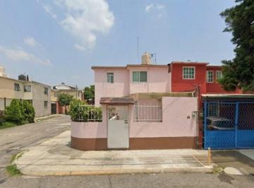 Casa de 3 habitaciones, Cuautitlán Izcalli · Casa en Venta en Tierra Florida, Parques, Cuautitlán Izcalli, Méx.