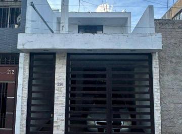 Casa de 3 habitaciones, Tonalá · Linda Casa Remodelada a 1 Cuadra Parque de La Solidaridad