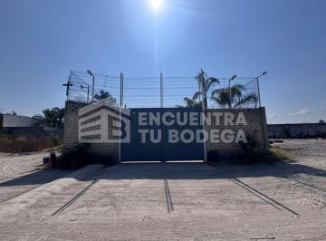 Bodega comercial · 656m² · Bodega en Renta con Amplio Patio y Estacionamiento Techado