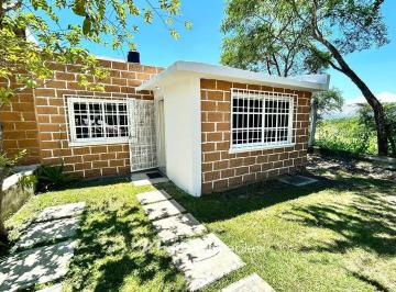 Casa en condominio de 2 habitaciones, Jojutla · Casa en Venta en Tequesquitengo, Morelos