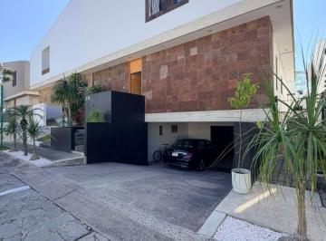 Casa en condominio de 3 habitaciones, Zapopan · Casa en Venta en Jardín Real, Zapopan
