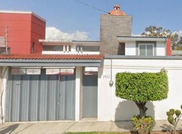 Casa de 3 habitaciones, Puebla · Casa con 190 m² de Superficie de Terreno y 3 Recámaras en Venta en Plazas de Amalucan