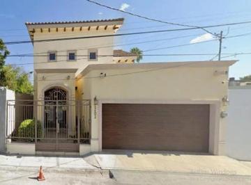 Casa de 3 habitaciones, Nuevo Laredo · Casa con 290 m² Superficie de Terreno y 3 Habitaciones en Venta en Madero