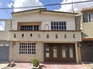Casa de 4 habitaciones, Chalco · Casa en Venta en Union de Guadalupe Chalco de Diaz Covarrubias