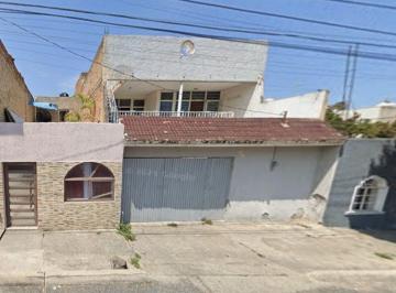 Casa de 3 habitaciones, Guadalajara · Casa a 5 Min del Sam Independencia en La Col Lomas del Paraiso