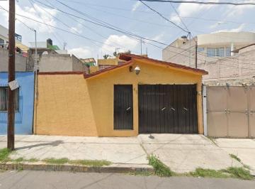 Casa de 4 habitaciones, Iztacalco · Casa en Remate - Iztacalco - Agrícola Oriental