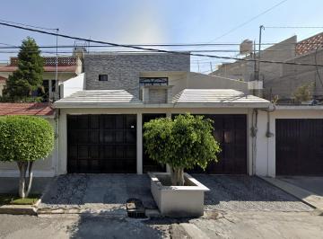Casa de 4 habitaciones, Nezahualcóyotl · Casa en Venta en Metropolitana Nezahualcoyotl