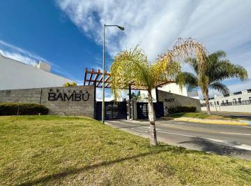 Casa de 3 habitaciones, Zapopan · Casa en Venta, Bosques Residencial Privada Bambu