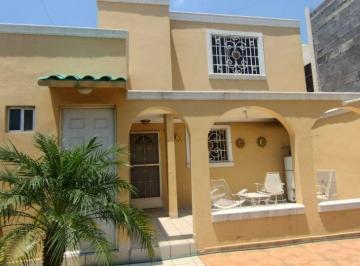 Casa de 4 habitaciones, General Escobedo · Venta de Casa en Puerta del Norte Residencial, Escobedo, Nl