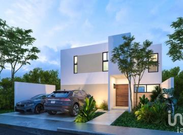 Casa · 119m² · 2 Recámaras · 2 Estacionamientos · Residencia Moderna en Real Montejo con Acceso a Club Deportivo
