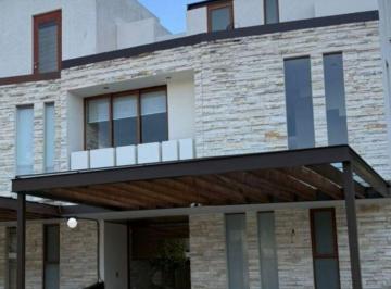 Casa de 3 habitaciones, San Andrés Cholula · Bonita Casa en Renta en Lomas Muy Buena Ubicación