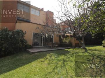 Casa · 325m² · 3 Recámaras · 3 Estacionamientos · Casa en Venta Calle Ocotepec, San Jerónimo Lídice