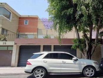 Casa · 230m² · 3 Recámaras · 1 Estacionamiento · Casa en Venta en La Anzures