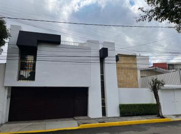 Casa de 4 habitaciones, Toluca · Casa en Venta - Residencial Colón