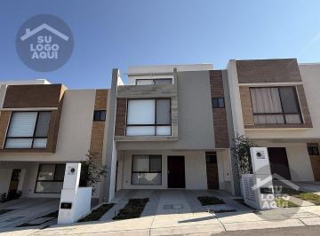 Casa en condominio · 200m² · 4 Recámaras · 2 Estacionamientos · Casa en Condominio - Fraccionamiento Zibatá