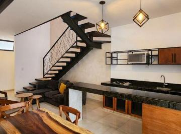 Casa de 2 habitaciones, Mérida · Casa Tipo Townhouse Alberca, Jacuzzi Amueblada en Renta en Montes de Amé