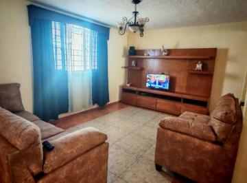 Casa de 3 habitaciones, Celaya · Se Renta Amueblada en Colonia Alamos en Celaya