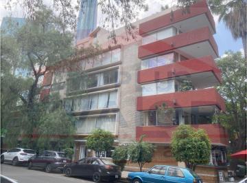 Departamento de 3 habitaciones, Coyoacán · Departamento Exclusivo Para Remodelar en Venta Colonia del Carmen Viveros Coyoacan