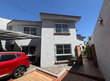 Casa de 3 habitaciones, Zapopan · Casa en Renta Ciudad del Sol | 3 Recámaras | Remodelada | Zapopan