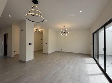 Casa · 330m² · 3 Recámaras · 2 Estacionamientos · Casa en Venta, Solana Residencial, Dominio Cumbres García Nl