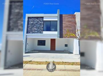 Casa · 260m² · 4 Recámaras · 2 Estacionamientos · Casa en Renta en Mayorca Residencial