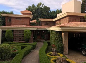 Casa de 4 habitaciones, Zapopan · Casa en Venta en Lomas del Valle, Zapopan Jalisco