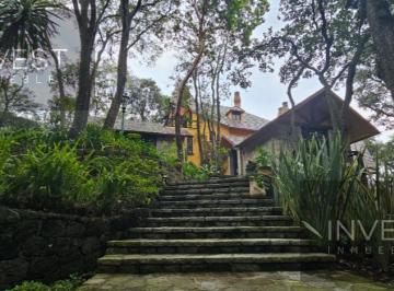 Casa · 635m² · 4 Recámaras · 5 Estacionamientos · Casa en Condominio en Venta en Tlalpuente 4 Recámaras