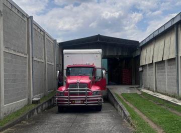 Bodega comercial , Toluca · Bodega Comercial de 850 m² en Renta en San Mateo Otzacatipan