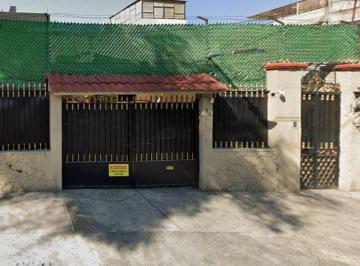 Casa de 4 habitaciones, Gustavo A. Madero · Casa en Venta Martín Carrera