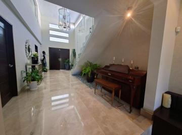 Casa de 4 habitaciones, Guadalupe · Casa en Venta Contry La Silla
