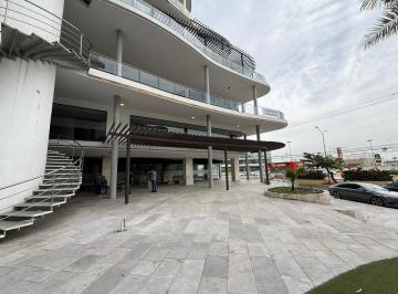 Local comercial · 202m² · Local en Renta en Punto Laguna. Towers, Mall And Hotel