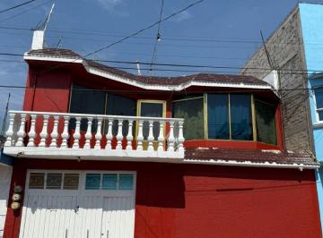 Casa · 347m² · 8 Recámaras · 5 Estacionamientos - AIR NETWORK · Se Vende Casa en Nezahualcóyotl, Estado de México.