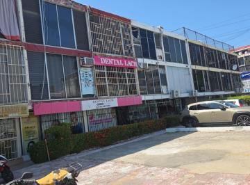 Local comercial · 32m² · Local en El Fraccionamiento Magallanes en El Edificio Kenedy