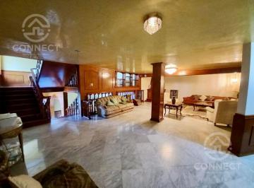 Casa · 619m² · 5 Recámaras · 2 Estacionamientos · Casa en Venta con 5 Recámaras en Cumbres de Arbide, León Gto