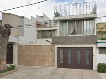 Casa de 5 habitaciones, Coyoacán · Casa en San Andres Campestre Churubusco en Venta Hipotecaria